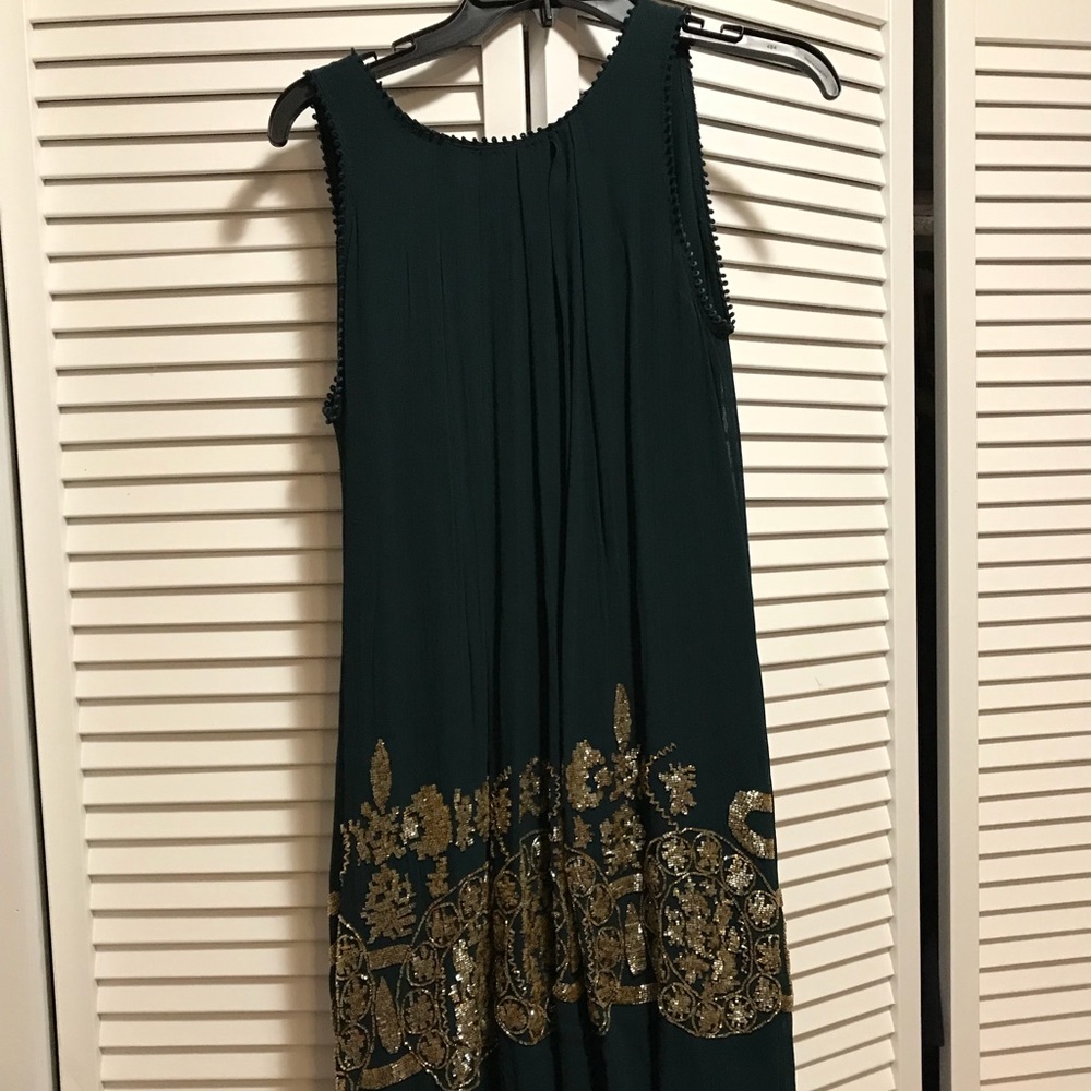 Not so serious swing dress,!! Like new - Picture 5 of 5